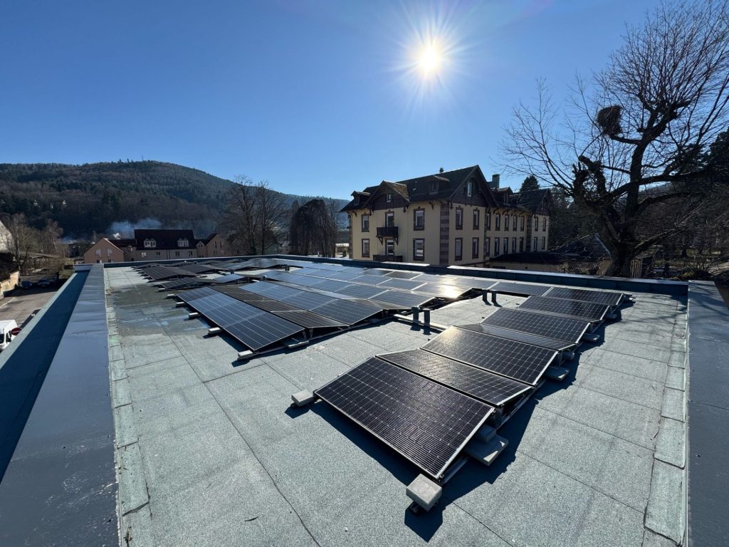 Installation de panneaux photovoltaïques